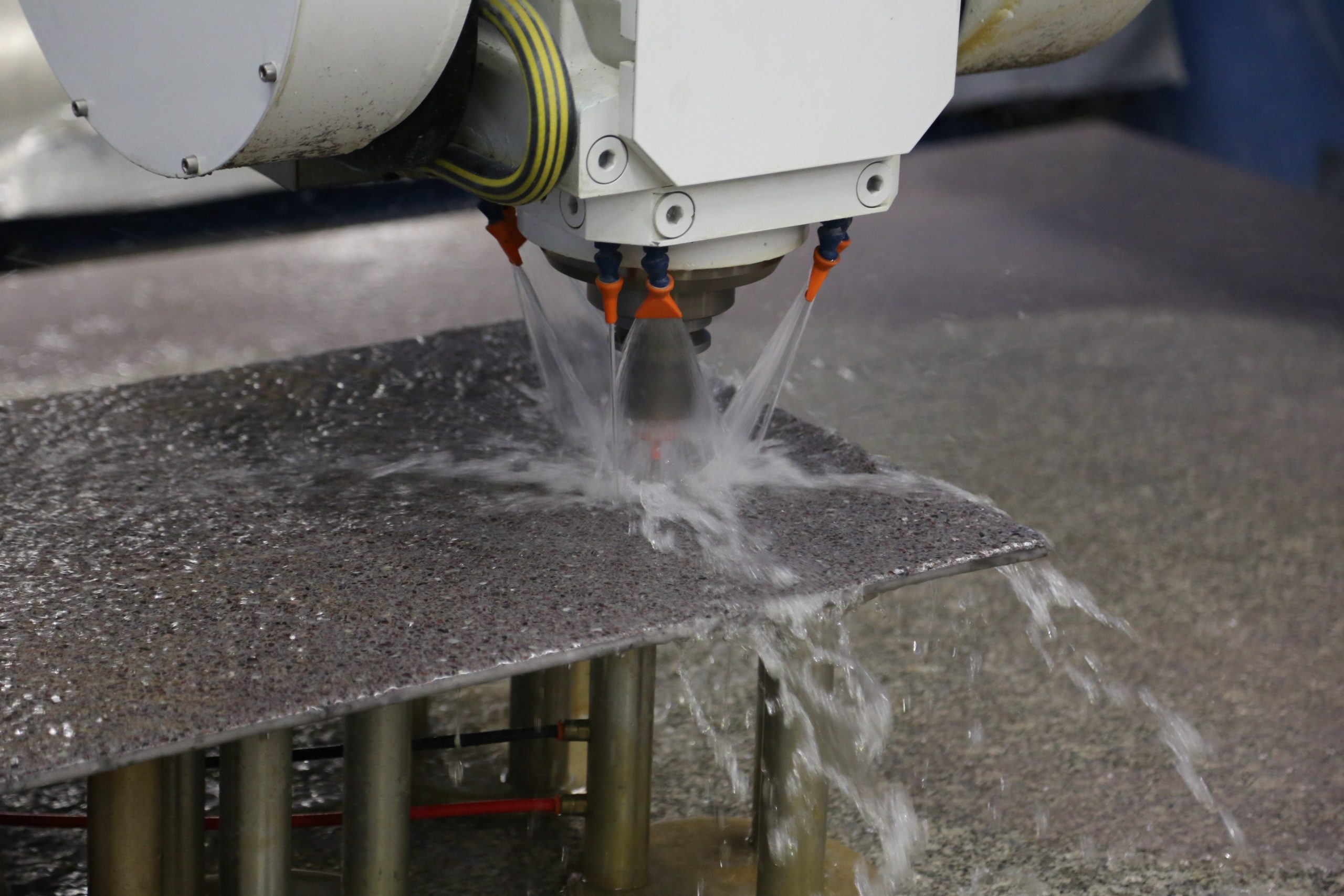 T858 V2 (17.6 kW / 25kW)