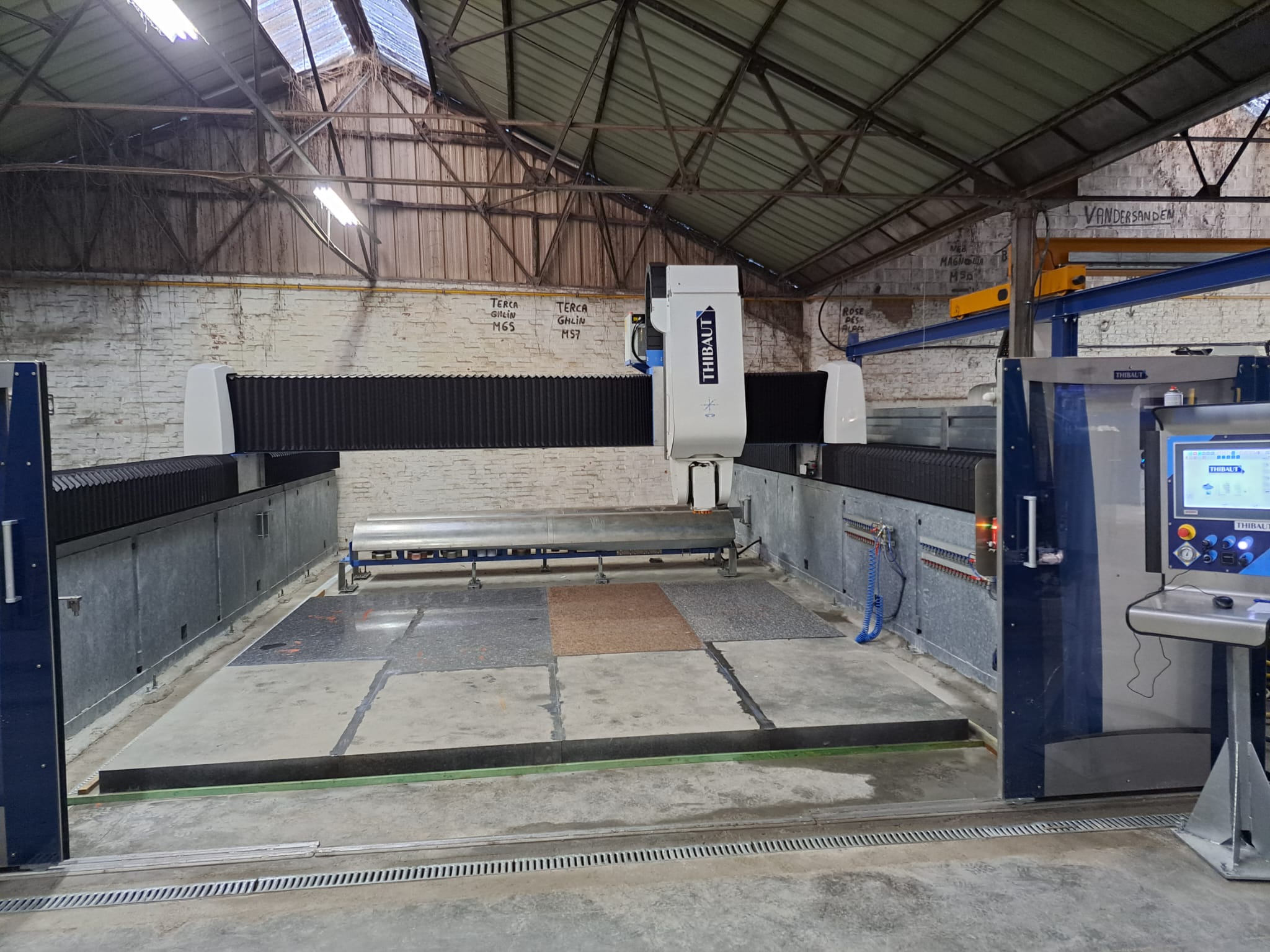 T858 V2 (17.6 kW / 25kW)